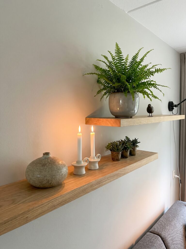 Eiken wandplank op maat blinde bevestiging